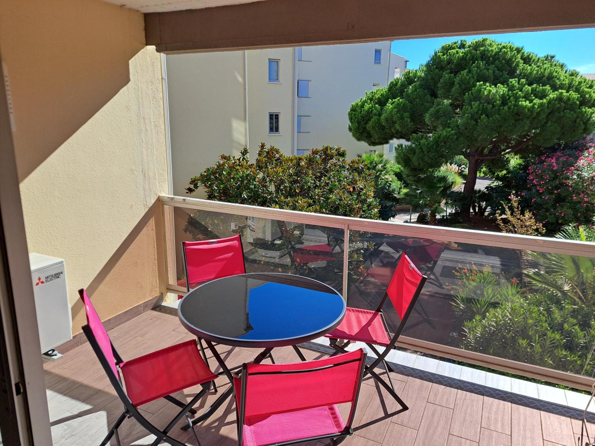 Helios 32, T2 Climatise, Parking, 500M Plage Agde Εξωτερικό φωτογραφία