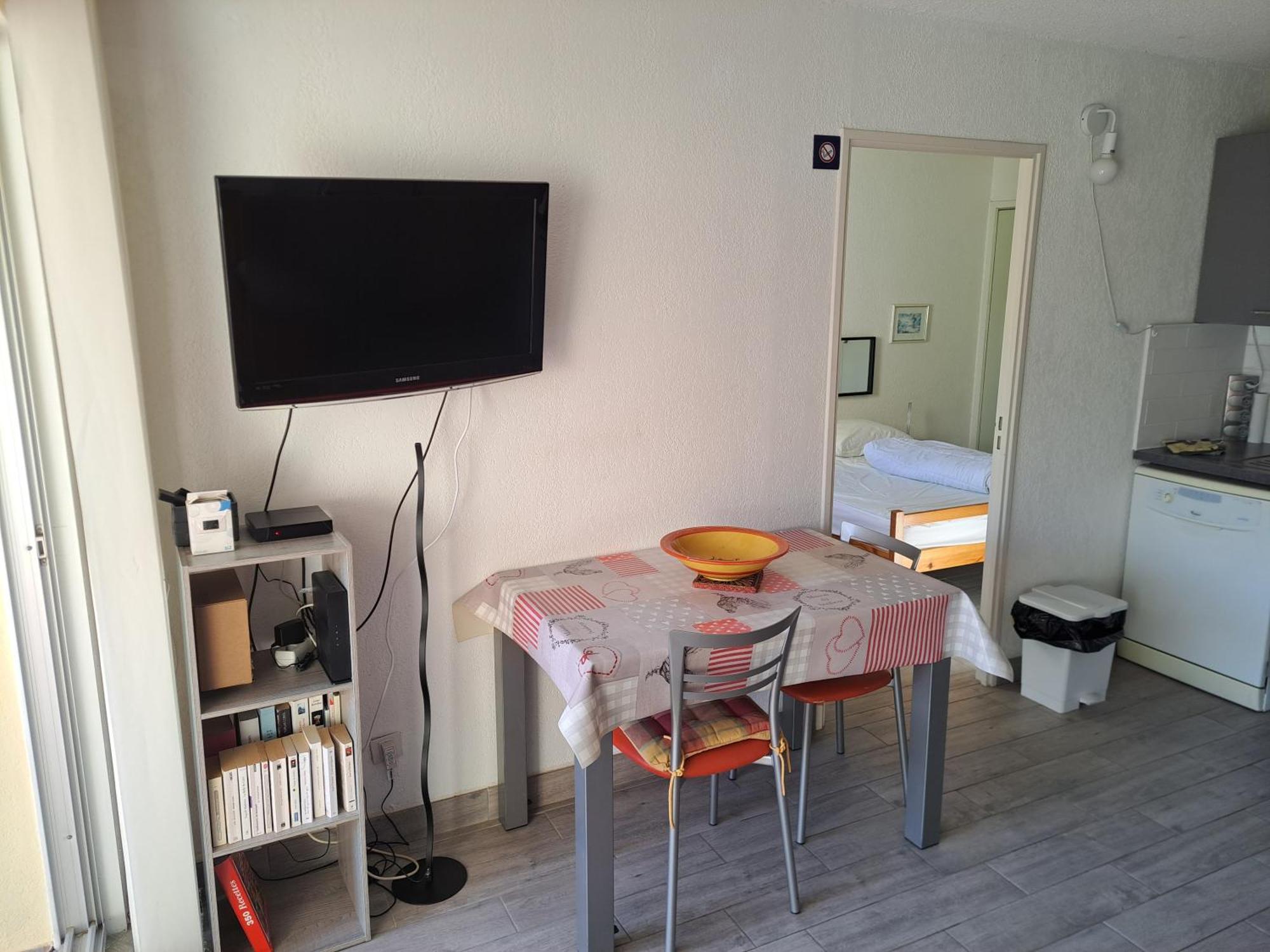 Helios 32, T2 Climatise, Parking, 500M Plage Agde Εξωτερικό φωτογραφία